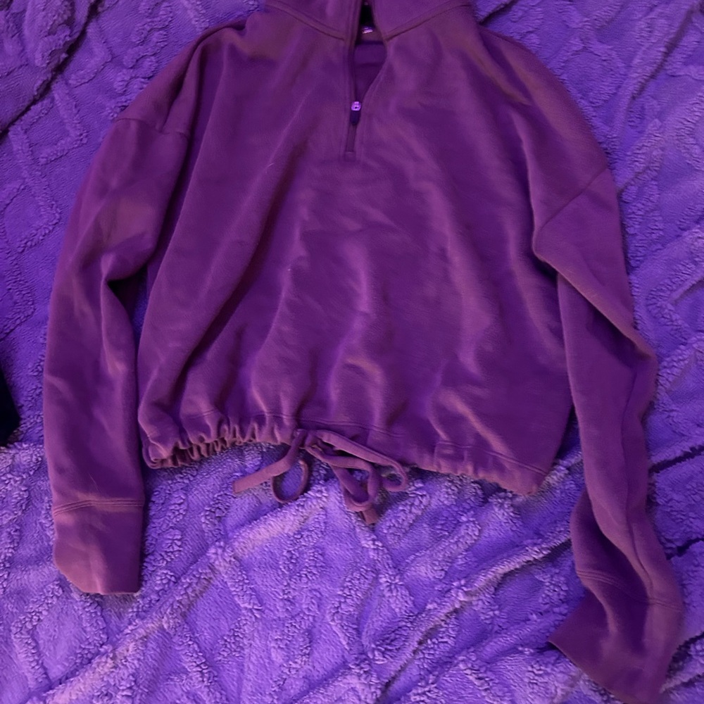 Women's Crew Neck
